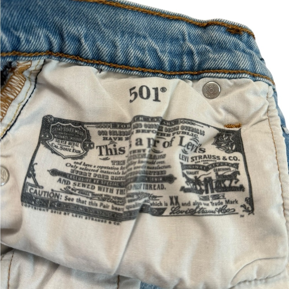 Levis 501 Women’s Denim Cut Off Shorts Waist Sz 24 Blue Button Fly 5 Pocket - Picture 9 of 17